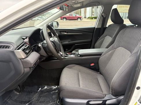Certified 2025 Toyota Camry LE image 12
