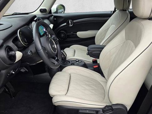 Certified 2023 MINI Cooper SE image 17