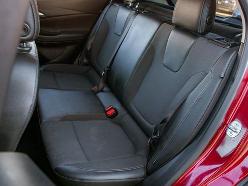 Used 2024 Buick Encore GX Preferred image 11