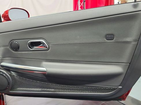 Used 2006 Chrysler Crossfire Convertible w/ Special Edition Group RWD image 34