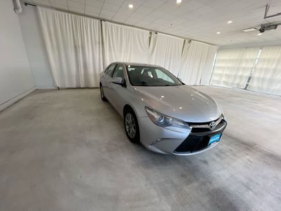 Used 2017 Toyota Camry SE