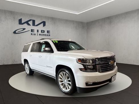 Used 2019 Chevrolet Suburban Premier w/ Premier Plus Edition AWD/4WD image 1