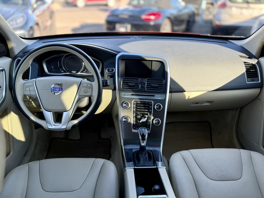 Used 2015 Volvo XC60 T5 AWD/4WD image 13