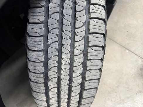 Certified 2023 Chevrolet Traverse LT image 40