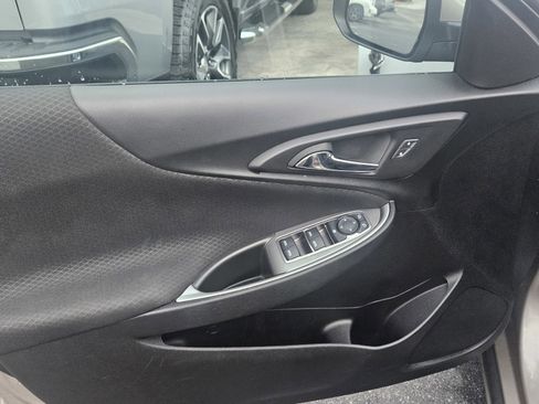 Used 2024 Chevrolet Malibu LT image 11