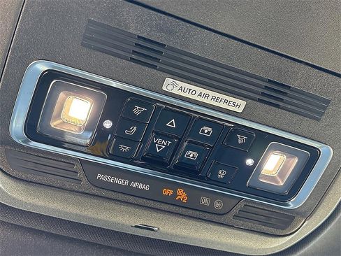 New 2026 Lincoln Navigator L Reserve w/ Jet Appearance Package image 19