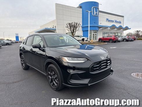 Certified 2024 Honda HR-V Sport image 1