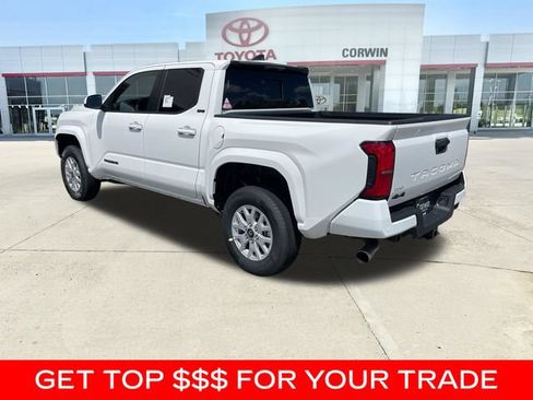 New 2026 Toyota Tacoma SR5 AWD/4WD image 3