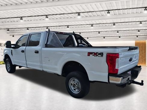 Used 2019 Ford F250 XL w/ Power Equipment Group AWD/4WD image 8