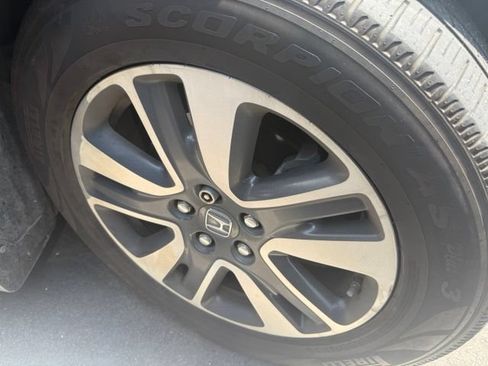 Used 2016 Honda Odyssey Touring Elite image 10