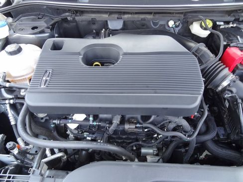 Certified 2020 Lincoln Corsair FWD image 35