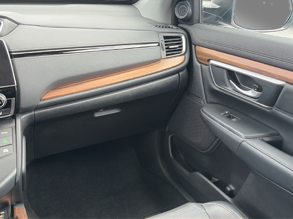 Used 2022 Honda CR-V Touring image 14