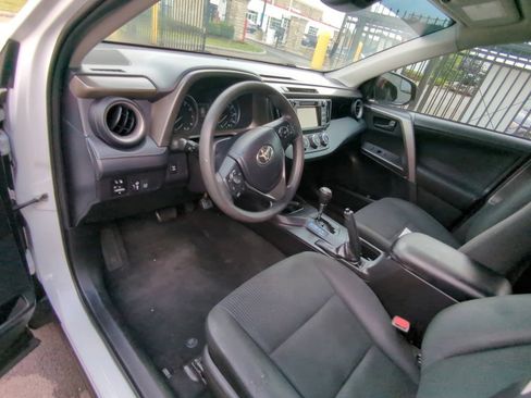 Used 2018 Toyota RAV4 LE w/ All Weather Liner Package AWD/4WD image 7