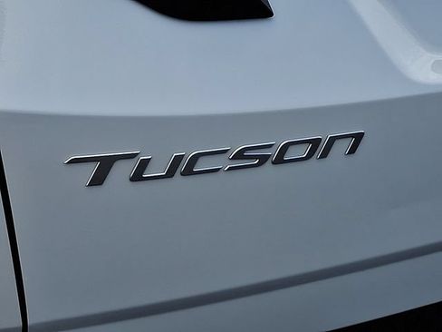 Certified 2025 Hyundai Tucson SE AWD/4WD image 30
