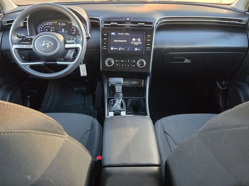 Used 2024 Hyundai Tucson SE AWD/4WD image 15