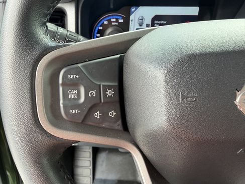 Used 2024 Ford Bronco Black Diamond AWD/4WD image 24