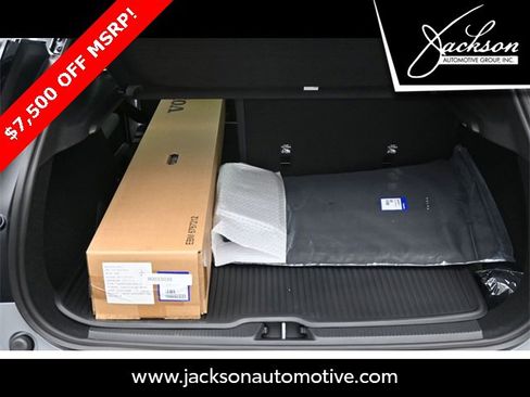 Used 2026 Volvo EX30 Cross Country Ultra image 22