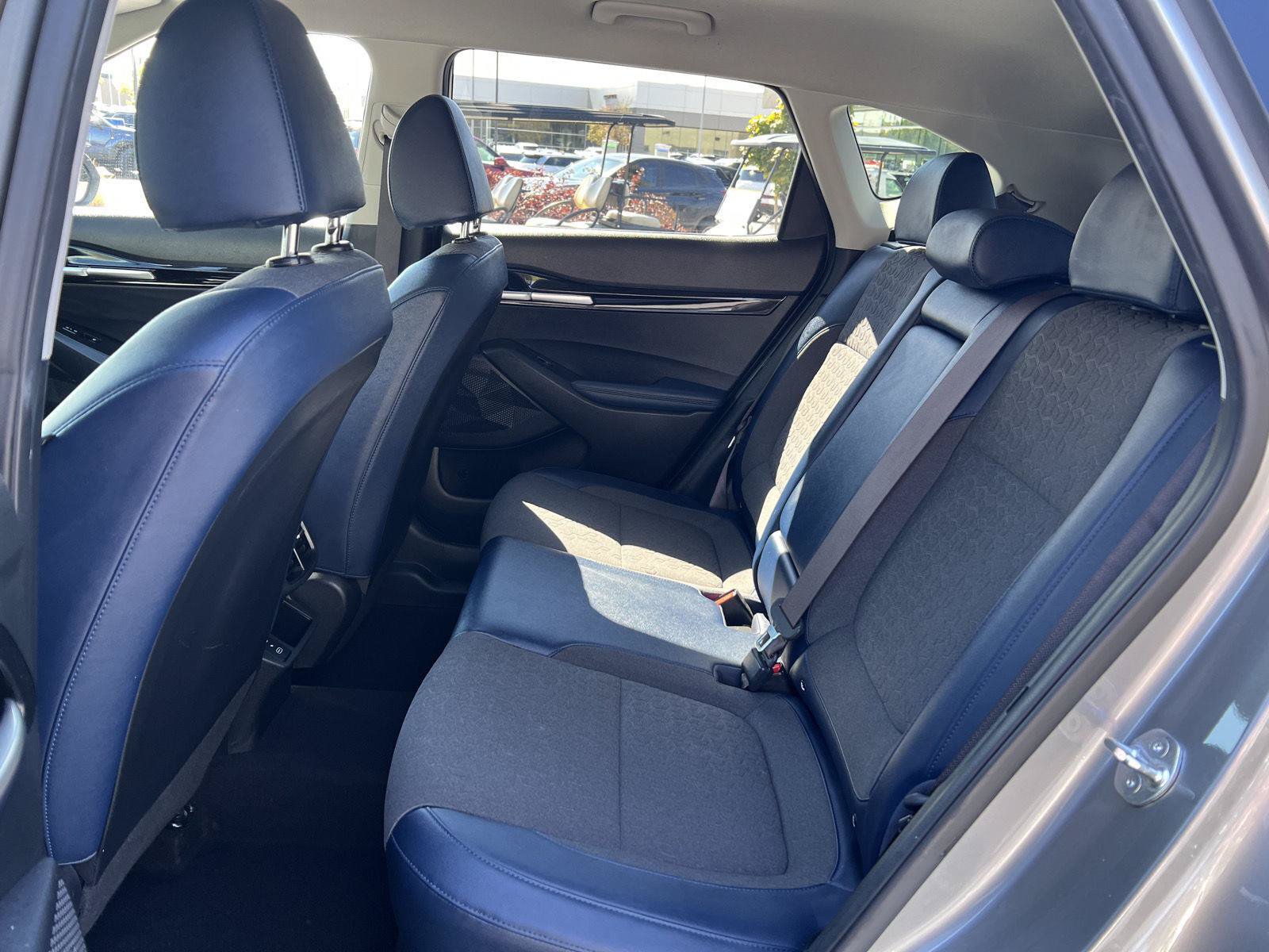 Used 2024 Kia Seltos S AWD/4WD image 27