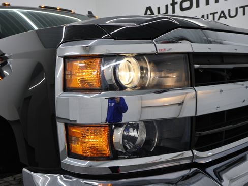 Used 2018 Chevrolet Silverado 2500 LTZ w/ Duramax Plus Package AWD/4WD image 21