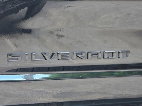 Used 2022 Chevrolet Silverado 2500 LTZ w/ LTZ Plus Package AWD/4WD image 44
