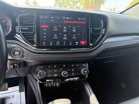 Used 2024 Dodge Durango GT image 34