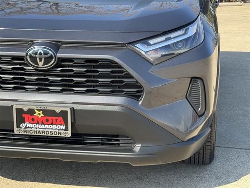 Used 2024 Toyota RAV4 LE image 8