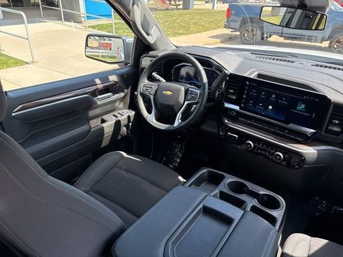 Used 2025 Chevrolet Silverado 1500 LT w/ Work Truck Package AWD/4WD image 23