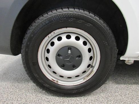 Used 2022 Mercedes-Benz Metris image 14