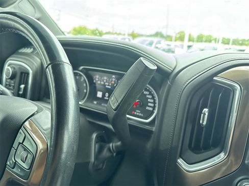 Used 2021 Chevrolet Silverado 1500 High Country image 26