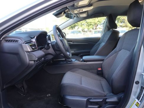 Used 2026 Toyota Camry LE FWD image 22