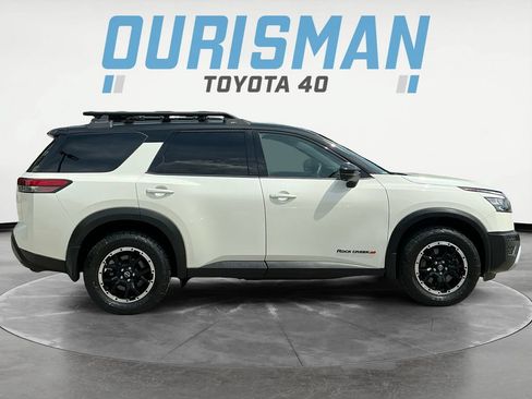 Used 2023 Nissan Pathfinder SV AWD/4WD image 8