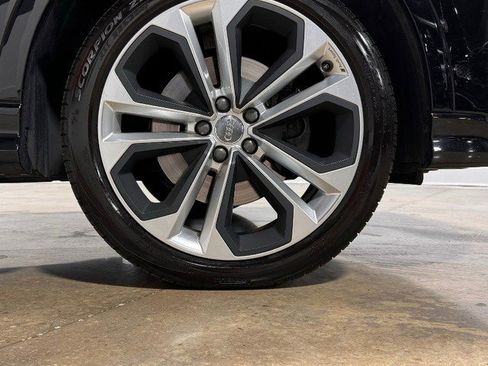 Used 2019 Audi Q3 2.0T Premium Plus w/ Premium Plus Package image 20