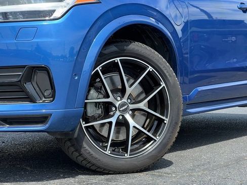 Used 2016 Volvo XC90 T8 R-Design w/ Vision Package AWD/4WD image 2