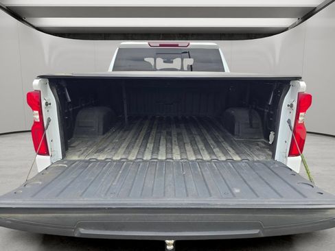 Used 2022 Chevrolet Silverado 1500 LTZ w/ LTZ Convenience Package II AWD/4WD image 28