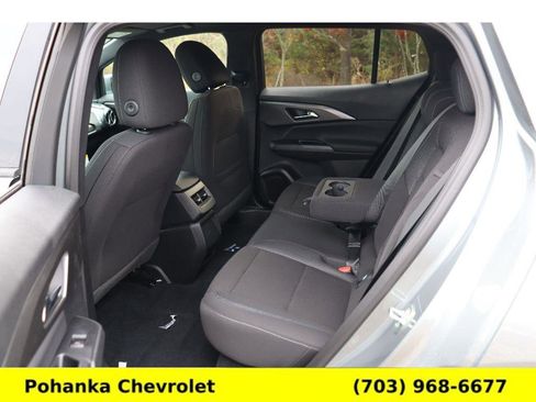 New 2026 Chevrolet Equinox EV LT image 25