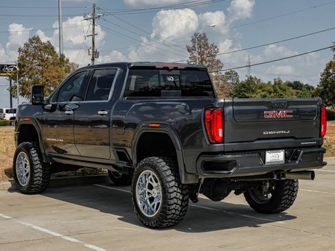 Used 2020 GMC Sierra 2500 Denali w/ Denali Ultimate Package AWD/4WD image 14