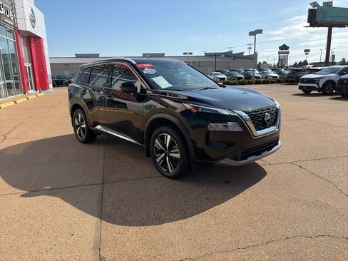 Certified 2023 Nissan Rogue SL w/ SL Premium Package image 6