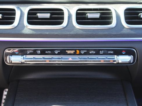 Certified 2022 Mercedes-Benz GLS 450 4MATIC w/ AMG Line Exterior image 18