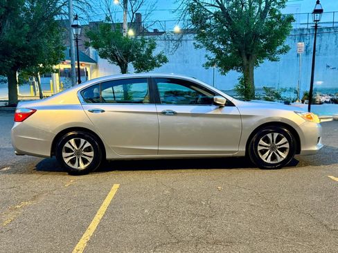 Used 2013 Honda Accord LX image 6