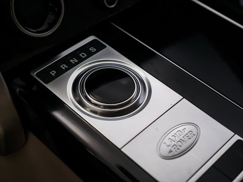 Used 2019 Land Rover Range Rover Long Wheelbase Supercharged image 25