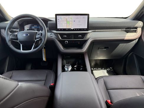 New 2026 Ford Explorer Platinum w/ LUX Leather Package image 40