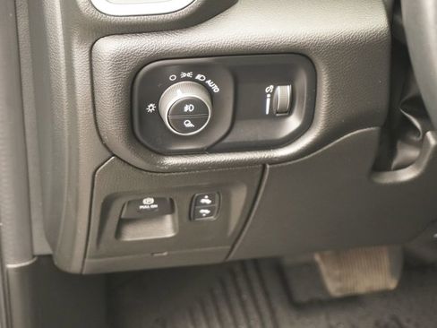 Used 2022 RAM 1500 Big Horn image 19