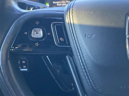 Used 2022 Lincoln Aviator Reserve w/ Equipment Group 201A image 19