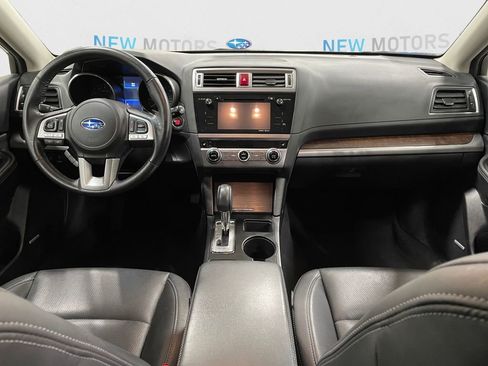 Used 2017 Subaru Outback 2.5i Limited image 10