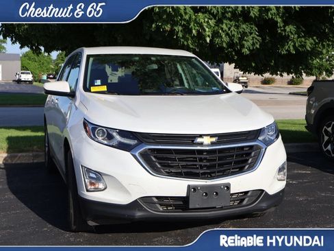 Used 2019 Chevrolet Equinox LT FWD image 3