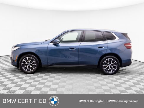 Used 2025 BMW X3 xDrive30i w/ Premium Package AWD/4WD image 2