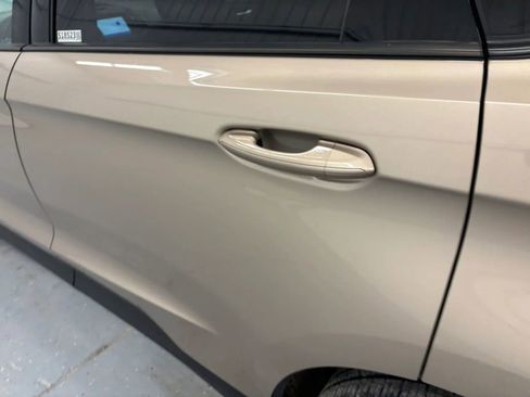 Used 2020 Ford Edge SE w/ Cargo Accessory Package FWD image 21