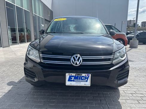 Used 2017 Volkswagen Tiguan Limited w/ Alloy Wheels Package AWD/4WD image 8