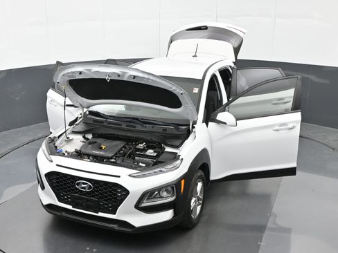 Used 2021 Hyundai Kona SE FWD image 46