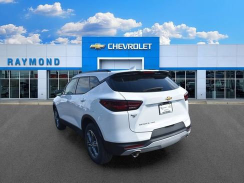 New 2026 Chevrolet Blazer LT w/ Sound & Technology Package AWD/4WD image 6